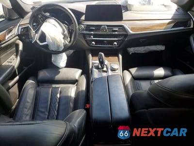 Zdjęcie 8 z 12 samochodu: 2018 BMW 530 I VIN:WBAJA5C56JG898342 - miniatura