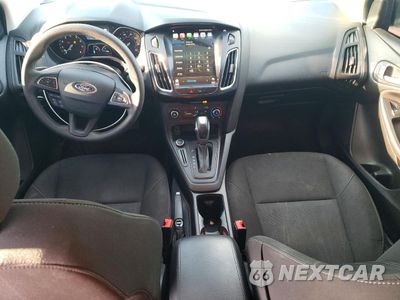 Zdjęcie 8 z 13 samochodu: 2016 FORD FOCUS SE VIN:1FADP3F22GL376186 - miniatura