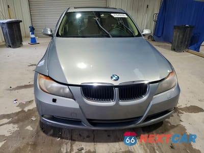Piąte zdjęcie samochodu w środku: 2008 BMW 328 XI VIN:WBAVC935X8K044254 - miniatura