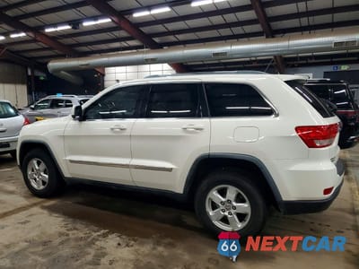 Drugie zdjęcie samochodu z przodu: 2011 JEEP GRAND CHEROKEE LAREDO VIN:1J4RR4GG0BC640955 - miniatura