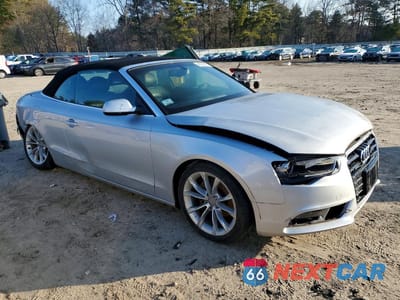 Czwarte zdjęcie samochodu z boku: 2013 AUDI A5 PRESTIGE VIN:WAUVFAFH2DN000918 - miniatura