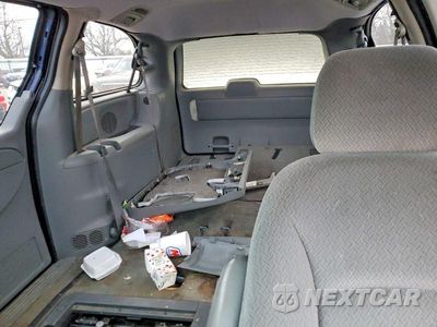 Zdjęcie 10 z 12 samochodu: 2005 DODGE GRAND CARAVAN SXT VIN:2D4GP44L15R403877 - miniatura