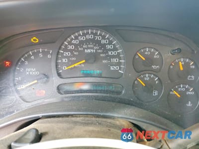 Zdjęcie 9 z 12 samochodu: 2005 GMC NEW SIERRA C1500 VIN:2GTEC19TX51180759 - miniatura