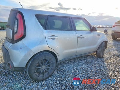 Trzecie zdjęcie samochodu z tyłu: 2015 KIA SOUL + VIN:KNDJP3A5XF7789222 - miniatura