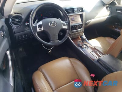 Zdjęcie 8 z 13 samochodu: 2011 LEXUS IS 250C BASE VIN:JTHFF2C2XB2521184 - miniatura