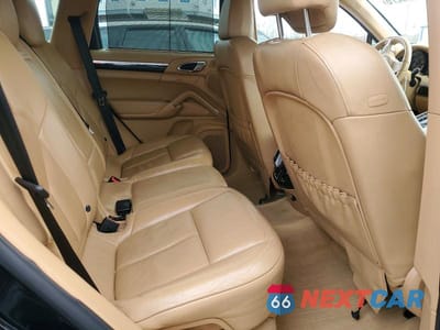Zdjęcie 11 z 13 samochodu: 2013 PORSCHE CAYENNE VIN:WP1AA2A22DLA03496 - miniatura