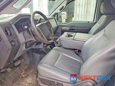 Piąte zdjęcie samochodu w środku: 2016 FORD F350 SUPER DUTY VIN:1FDRF3HT9GEC6665X - miniatura