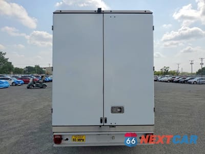 Zdjęcie 6 z 13 samochodu: 2020 FORD TRANSIT DELIVERY VAN VIN:1FDBW5Z8XLKB52482 - miniatura