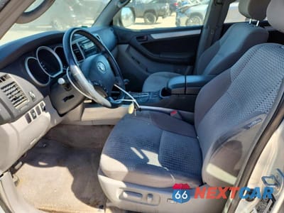 Zdjęcie 7 z 12 samochodu: 2006 TOYOTA 4RUNNER SR5 VIN:JTEBT14R968034099 - miniatura