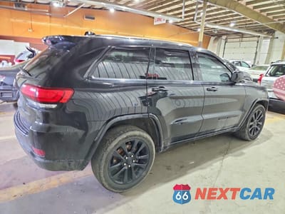 Trzecie zdjęcie samochodu z tyłu: 2019 JEEP GRAND CHEROKEE LAREDO VIN:1C4RJFAG8KC546873 - miniatura