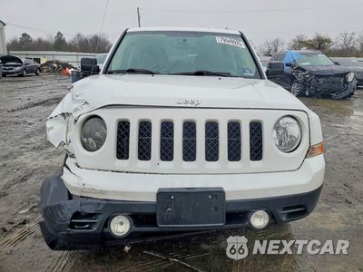 Piąte zdjęcie samochodu w środku: 2014 JEEP PATRIOT LATITUDE VIN:1C4NJRFBXED897747 - miniatura