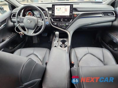Zdjęcie 8 z 11 samochodu: 2022 TOYOTA CAMRY HYBRID XSE VIN:4T1K31AK0NU590685 - miniatura