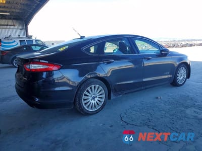 Trzecie zdjęcie samochodu z tyłu: 2015 FORD FUSION SE HYBRID VIN:3FA6P0LU9FR128448 - miniatura
