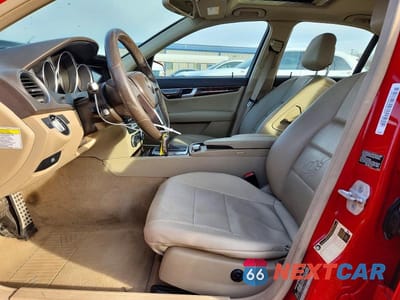 Zdjęcie 7 z 11 samochodu: 2014 MERCEDES-BENZ C 300 4MATIC VIN:WDDGF8AB0ER307091 - miniatura