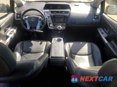 Zdjęcie 8 z 13 samochodu: 2017 TOYOTA PRIUS V FIVE VIN:JTDZN3EU4HJ059418 - miniatura