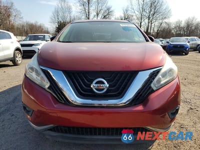 Piąte zdjęcie samochodu w środku: 2017 NISSAN MURANO SV VIN:5N1AZ2MHXHN167305 - miniatura