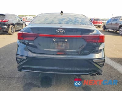 Zdjęcie 6 z 11 samochodu: 2021 KIA FORTE LXS VIN:3KPF24AD3ME358770 - miniatura