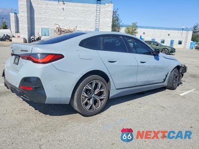 Trzecie zdjęcie samochodu z tyłu: 2022 BMW M440XI GRAN COUPE VIN:WBA13AW08NFN19548 - miniatura