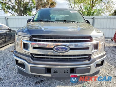 Piąte zdjęcie samochodu w środku: 2018 FORD F150 SUPERCREW VIN:1FTEW1EPXJFD80706 - miniatura
