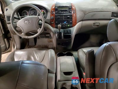 Zdjęcie 8 z 13 samochodu: 2004 TOYOTA SIENNA XLE 7 PASSENGER VIN:5TDZA22C74S068869 - miniatura