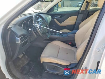Zdjęcie 7 z 13 samochodu: 2018 JAGUAR F-PACE PREMIUM VIN:SADCJ2FX6JA324936 - miniatura