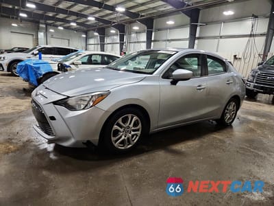 2018 TOYOTA YARIS IA BASE 3MYDLBYV0JY325521 - główne zdjęcie licytacji z USA - miniatura