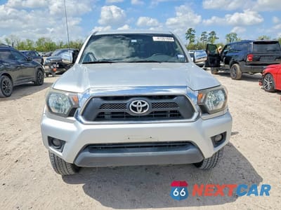 Piąte zdjęcie samochodu w środku: 2013 TOYOTA TACOMA PRERUNNER VIN:5TFJX4GN0DX017824 - miniatura