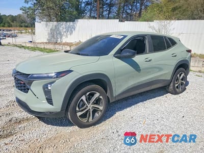 2024 CHEVROLET TRAX 1RS KL77LGE25RC225970 - główne zdjęcie licytacji z USA - miniatura