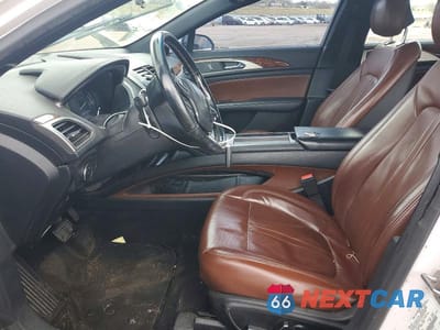 Zdjęcie 7 z 12 samochodu: 2017 LINCOLN MKZ HYBRID RESERVE VIN:3LN6L5MU8HR624227 - miniatura