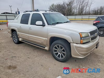 Czwarte zdjęcie samochodu z boku: 2005 CHEVROLET AVALANCHE C1500 VIN:3GNEC12Z55G264405 - miniatura