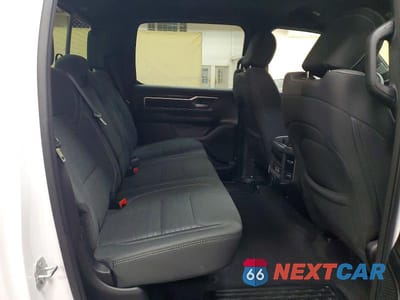 Zdjęcie 10 z 12 samochodu: 2025 RAM 1500 BIG HORN VIN:1C6SRFFP4SN672159 - miniatura