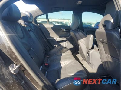 Zdjęcie 10 z 11 samochodu: 2017 VOLVO S60 R DESIGN VIN:YV149MTS3H2438131 - miniatura