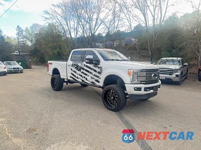 2018 FORD F250 SUPER DUTY 1FT7W2BT4JEC37370 - główne zdjęcie licytacji z USA - miniatura