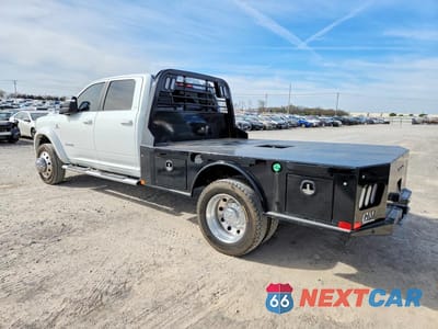Drugie zdjęcie samochodu z przodu: 2024 RAM 4500 FLATBED TRUCK VIN:3C7WRLEL7RG311988 - miniatura