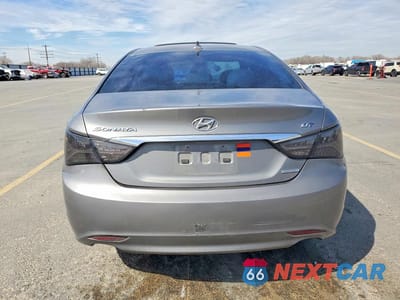Zdjęcie 6 z 13 samochodu: 2013 HYUNDAI SONATA VIN:5NPEC4AB0DH514525 - miniatura