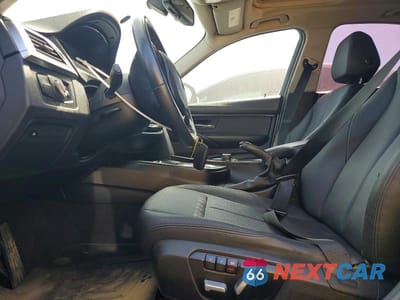 Zdjęcie 7 z 12 samochodu: 2018 BMW 320 I VIN:WBA8A9C58JAD27883 - miniatura