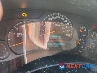 Zdjęcie 9 z 12 samochodu: 2006 CHEVROLET SILVERADO K2500 HEAVY DUTY VIN:1GCHK23D16F179209 - miniatura