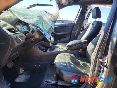 Zdjęcie 7 z 13 samochodu: 2019 BMW X1 XDRIVE28I VIN:WBXHT3C56K5L35503 - miniatura