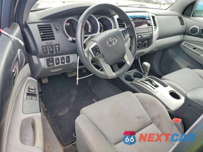 Zdjęcie 8 z 13 samochodu: 2012 TOYOTA TACOMA V6 VIN:5TFUU4EN2CX038228 - miniatura