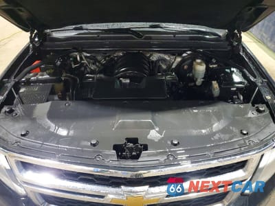 Zdjęcie 12 z 13 samochodu: 2018 CHEVROLET SUBURBAN K1500 LT VIN:1GNSKHKC0JR121740 - miniatura