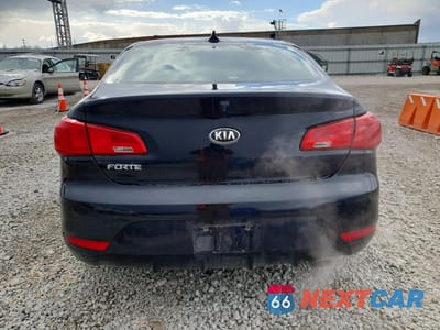 Zdjęcie 6 z 12 samochodu: 2016 KIA FORTE KOUP EX VIN:KNAFX6A88G5632896 - miniatura