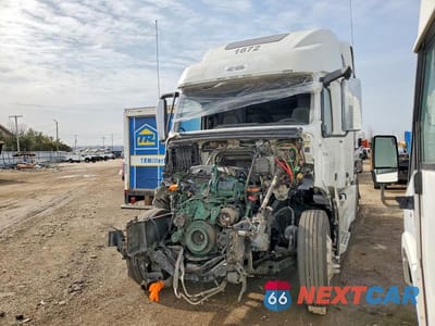 Drugie zdjęcie samochodu z przodu: 2024 VOLVO VNL SEMI TRUCK VIN:4V4NC9EH9RN641099 - miniatura
