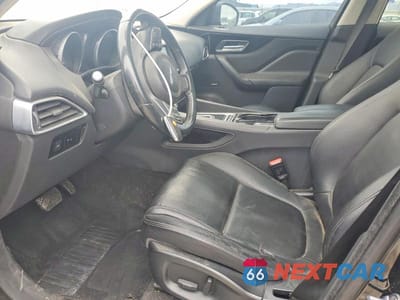 Zdjęcie 7 z 14 samochodu: 2017 JAGUAR F-PACE PREMIUM VIN:SADCJ2BN9HA086983 - miniatura