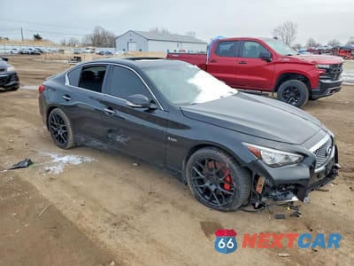 Czwarte zdjęcie samochodu z boku: 2017 INFINITI Q50 RED SPORT 400 VIN:JN1FV7AR1HM871711 - miniatura