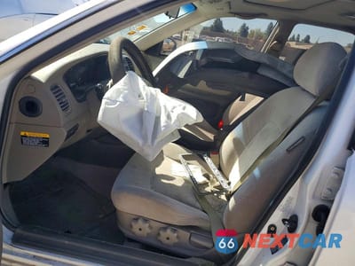 Zdjęcie 7 z 12 samochodu: 2004 HYUNDAI SONATA BASE VIN:KMHWF25S24A985928 - miniatura
