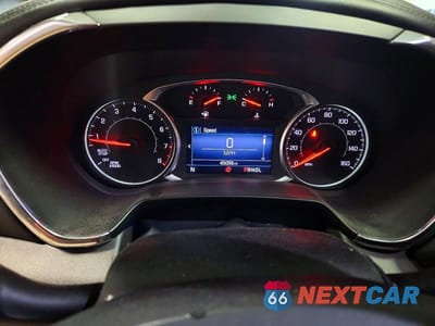 Zdjęcie 9 z 12 samochodu: 2019 CHEVROLET BLAZER 2LT VIN:3GNKBGRS8KS596123 - miniatura