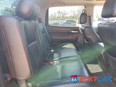 Zdjęcie 10 z 11 samochodu: 2011 TOYOTA TUNDRA LIMITED VIN:5TFHW5F10BX199995 - miniatura
