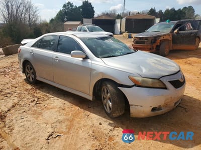 Czwarte zdjęcie samochodu z boku: 2007 TOYOTA CAMRY SE VIN:4T1BE46K87U179977 - miniatura