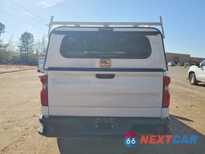 Zdjęcie 6 z 11 samochodu: 2019 CHEVROLET SILVERADO C1500 VIN:3GCNWAEH8KG180433 - miniatura