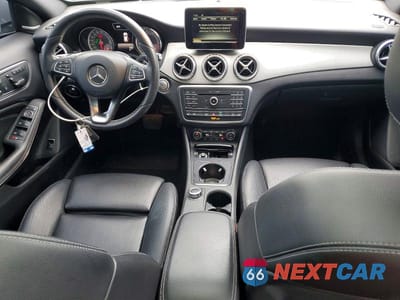 Zdjęcie 8 z 13 samochodu: 2017 MERCEDES-BENZ GLA 250 4MATIC VIN:WDCTG4GB1HJ338420 - miniatura